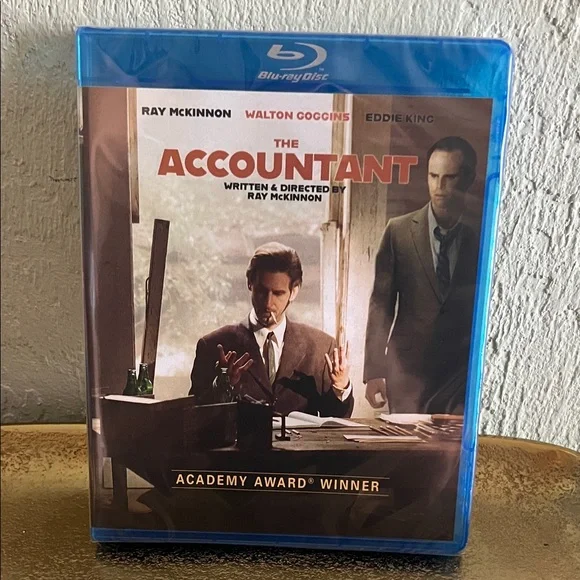 #1553: The Accountant Blu-ray Disc - Picture 1 of 10